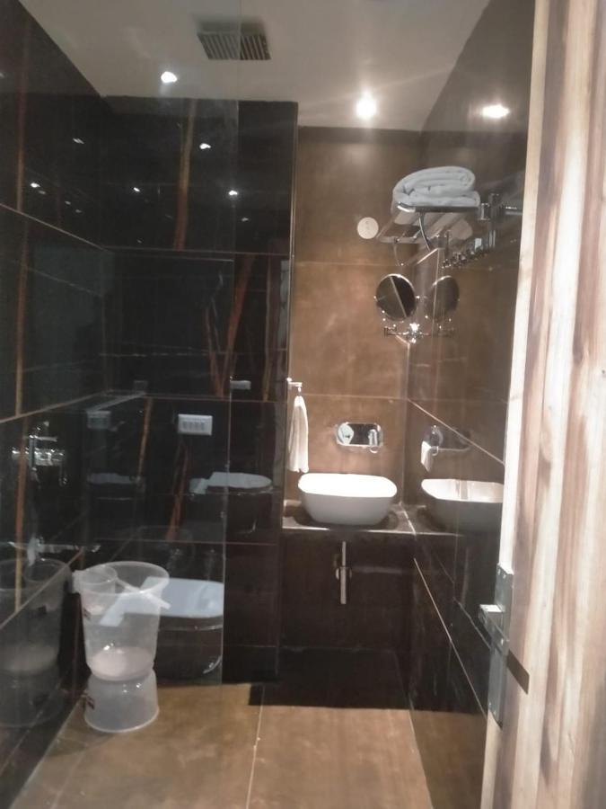 Hotel Pepper Hisar ภายนอก รูปภาพ