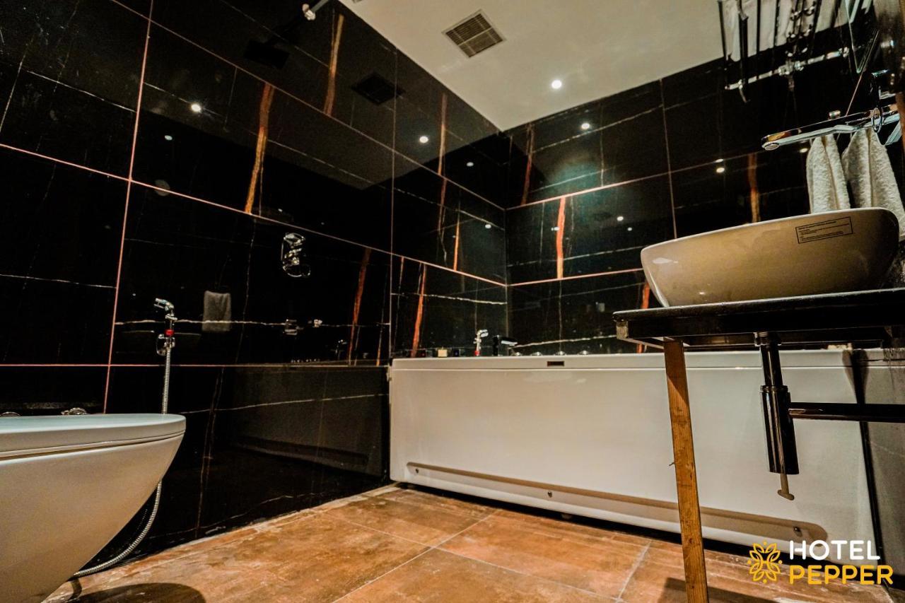 Hotel Pepper Hisar ภายนอก รูปภาพ